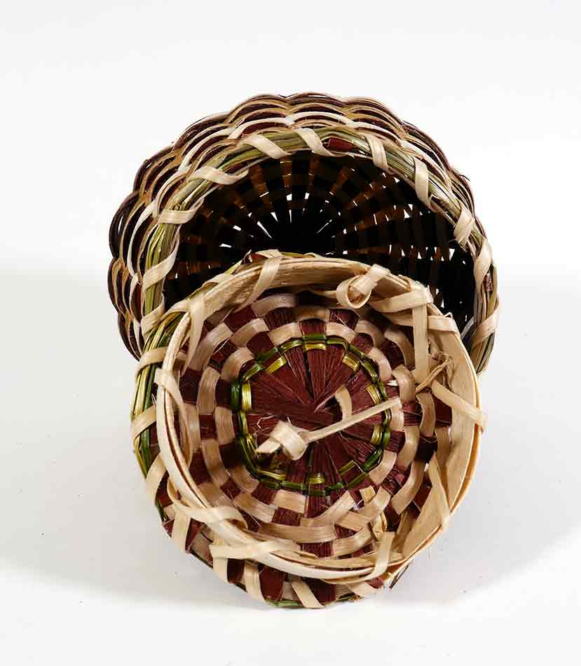 Wabanaki Pasamaquoddy Lydia Soctomah Ash and Sweetgrass Basket