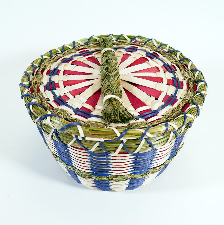 Wabanaki Baskets Penobscot Erica Menard Black Ash and Sweetgrass Basket