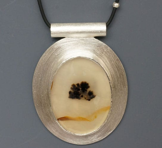 Sterling silver pendant with dendritic agate