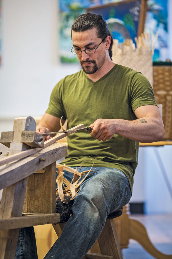 Gabe-making-handle_SW