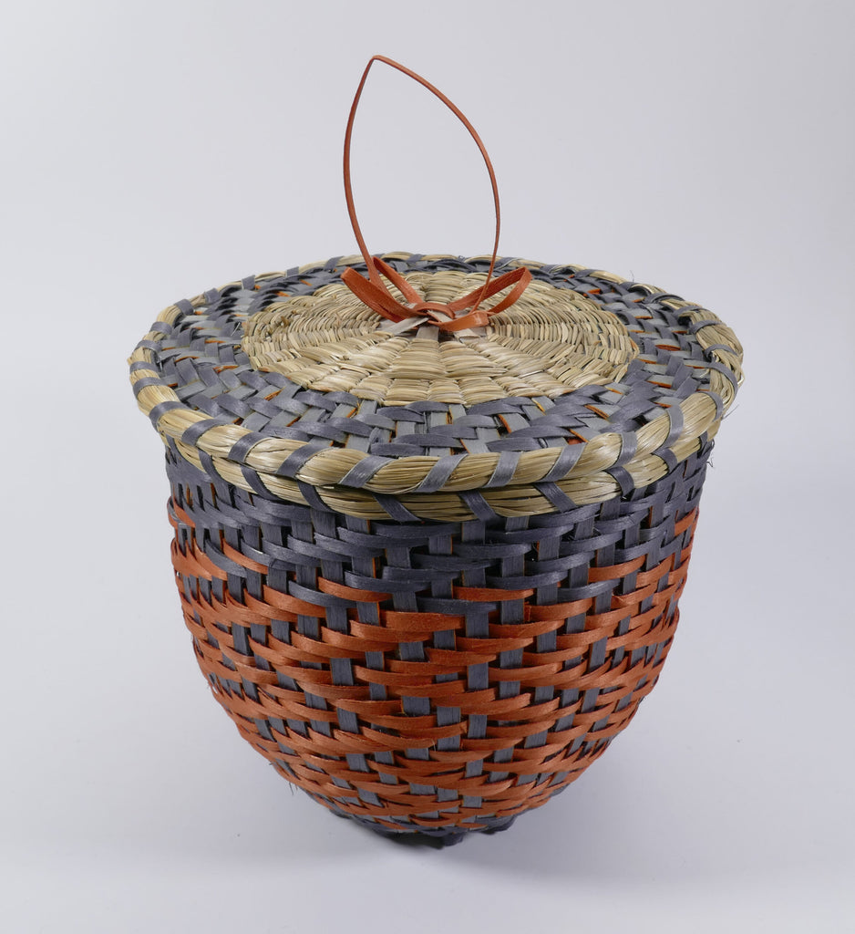 Black Ash and Sweetgrass Basket Carrie Hill Akwesasne Mohawk