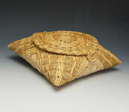 Clara Keezer Handkerchief Basket