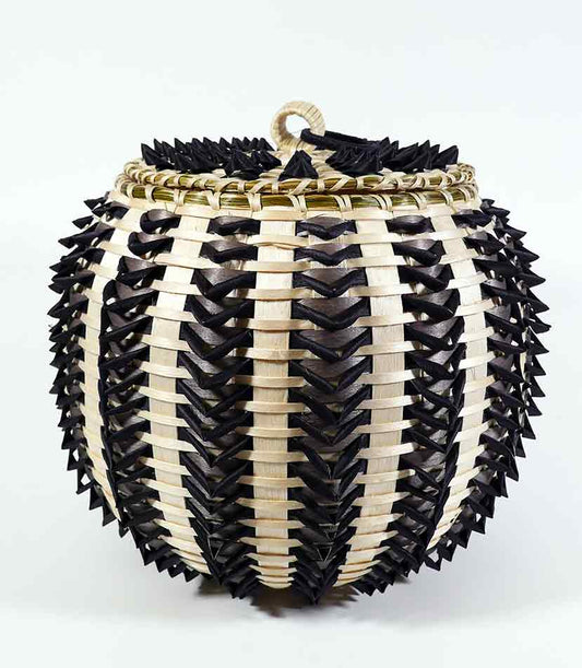 Gal Frey Stunningl Passamaquoddy Point Basket Wabanaki