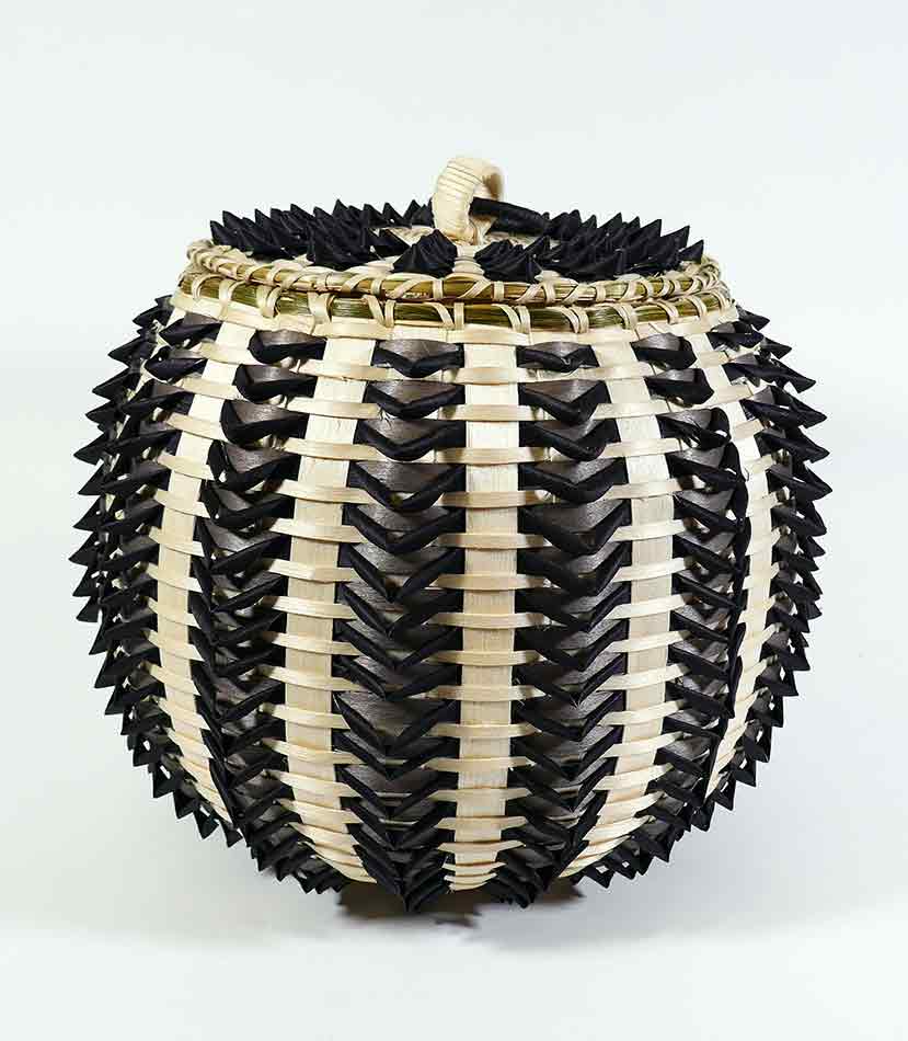Gal Frey Stunningl Passamaquoddy Point Basket Wabanaki