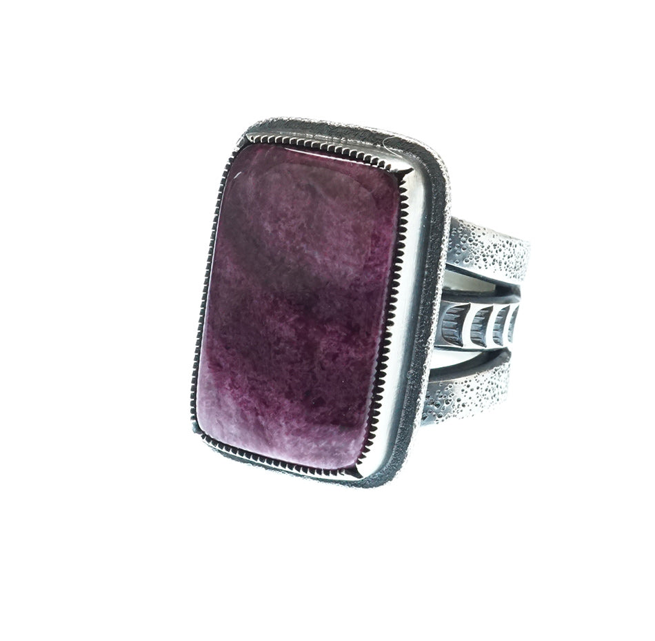 Jacob D. Morgan Sterling Silver Ring with Purple Spiny Oyster Shell Cabochon Navajo Artist