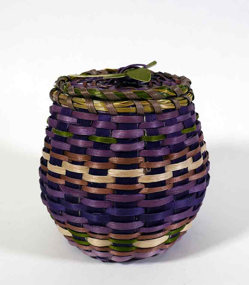 Wabanaki Pasamaquoddy Lydia Soctomah Ash and Sweetgrass Basket with Dragonfly