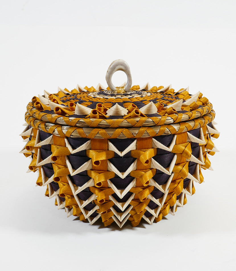Sarah Sockbeson Penobscot Wabanaki Medium Urchin Basket Points/curls