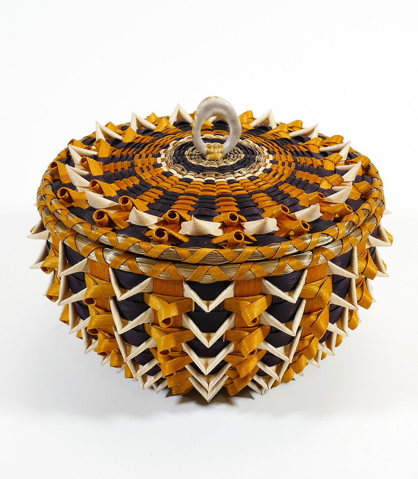 Sarah Sockbeson Penobscot Wabanaki Medium Urchin Basket Points/curls