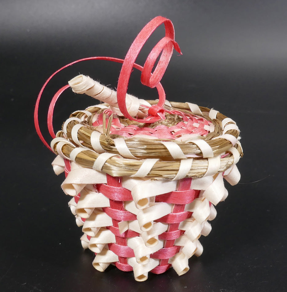 Wabanaki Basket Amanda Ennis Maliseet Red Loops