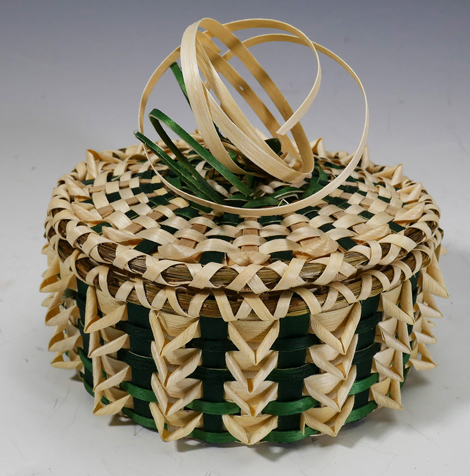Amanda Ennis Maliseet Point Basket Green